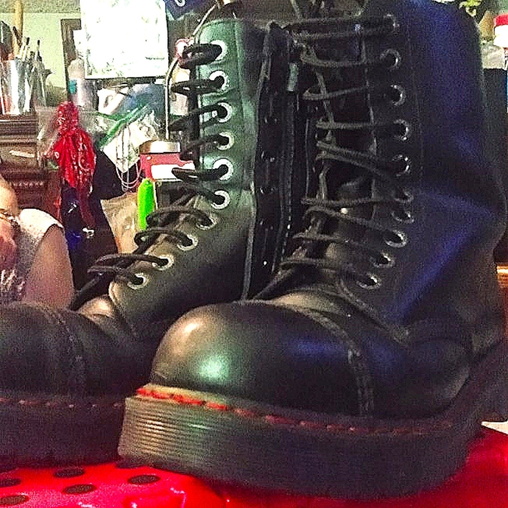 Dr Marten, black, "8761" boots with Steel toe. size 10.5 men's/wemons